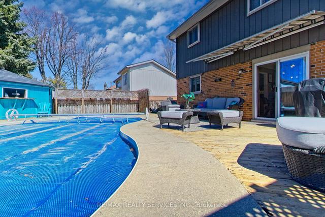 22 Longbourne Cres, House detached with 3 bedrooms, 2 bathrooms and 7 parking in Brampton ON | Image 30