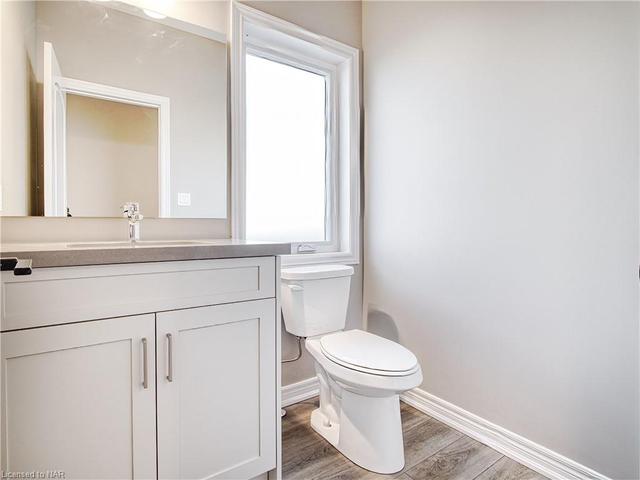 3352 Willguard Court, House detached with 3 bedrooms, 2 bathrooms and 7 parking in Niagara Falls ON | Image 11