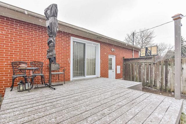 28 Donley St, House detached with 3 bedrooms, 2 bathrooms and 4 parking in Kitchener ON | Image 15