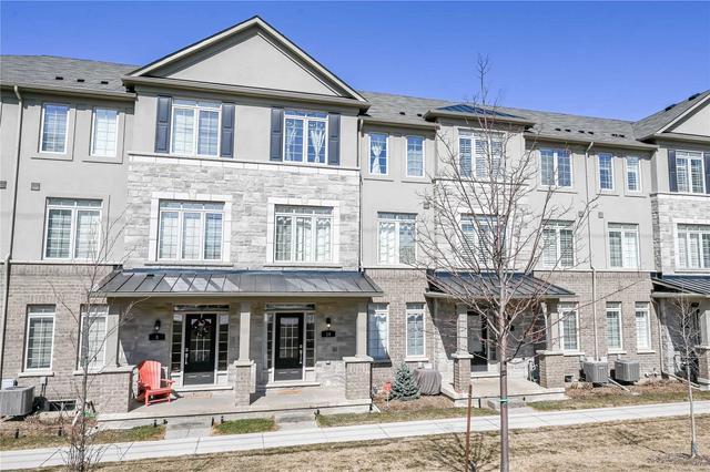 10 - 215 Dundas St E, Townhouse with 3 bedrooms, 3 bathrooms and 4 parking in Hamilton ON | Image 1