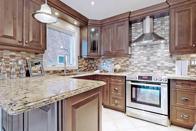 5362 Westhampton Rd, House detached with 5 bedrooms, 5 bathrooms and 6 parking in Mississauga ON | Image 6