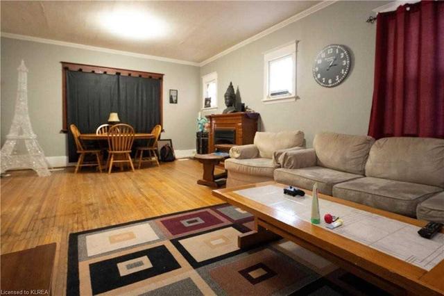 274 Reid St, House detached with 3 bedrooms, 2 bathrooms and 6 parking in Peterborough ON | Image 27