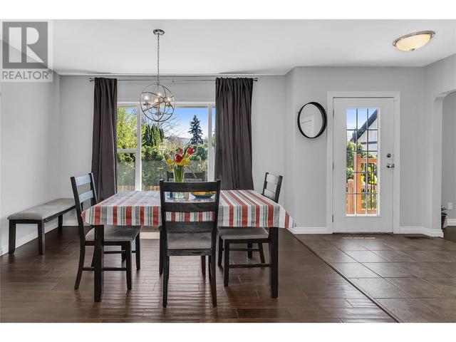 855 Saucier Avenue, House detached with 4 bedrooms, 2 bathrooms and null parking in Kelowna BC | Image 7
