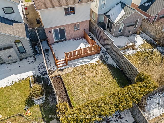 1276 Dartmoor St, House detached with 3 bedrooms, 3 bathrooms and 3 parking in Oshawa ON | Image 33