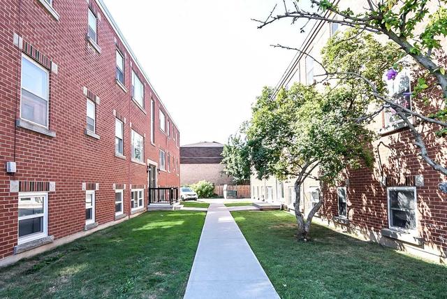 4 - 5 Applewood Ave, Condo with 1 bedrooms, 1 bathrooms and 1 parking in Hamilton ON | Image 19
