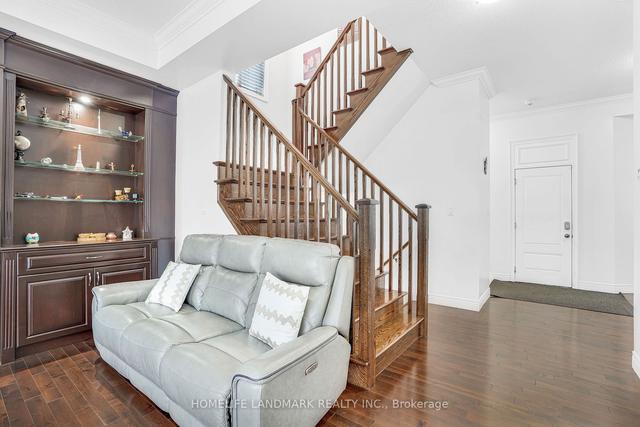 26 Ascoli Dr, House detached with 4 bedrooms, 4 bathrooms and 6 parking in Hamilton ON | Image 11