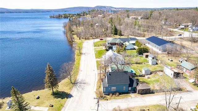 505 Gladstone Avenue, House detached with 2 bedrooms, 1 bathrooms and 2 parking in Greater Madawaska ON | Image 6