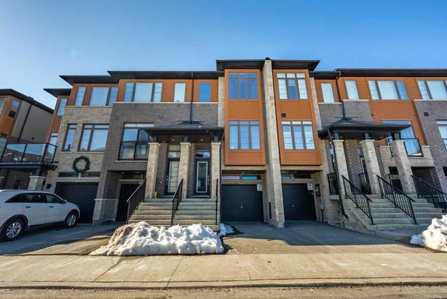 211 - 30 Times Square Blvd, House attached with 3 bedrooms, 3 bathrooms and 2 parking in Hamilton ON | Image 1