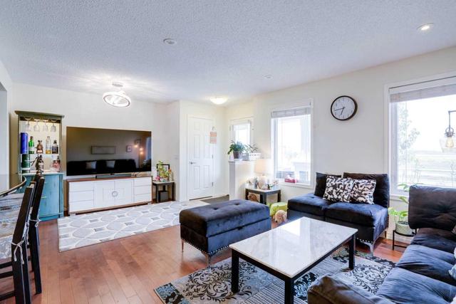 11002 Cityscape Drive Ne, Home with 3 bedrooms, 2 bathrooms and 2 parking in Calgary AB | Image 4