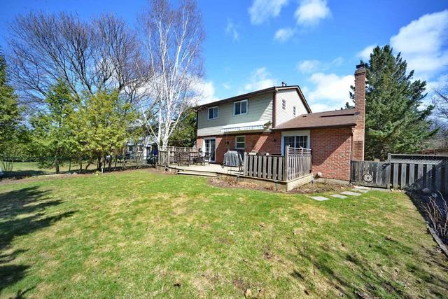 64 Stoddart Dr, House detached with 3 bedrooms, 3 bathrooms and 3 parking in Aurora ON | Image 13