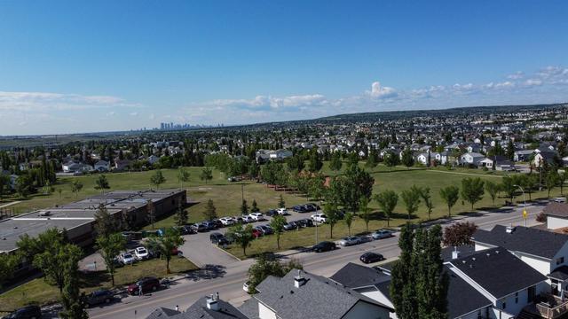 359 Covewood Park Ne, House detached with 3 bedrooms, 2 bathrooms and 4 parking in Calgary AB | Image 11