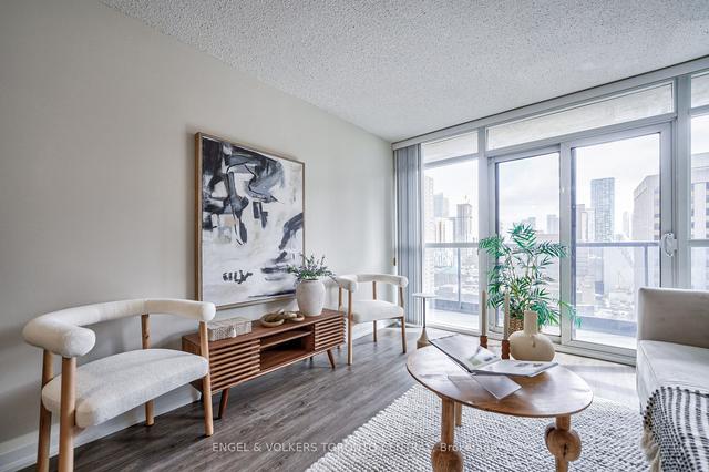 1710 - 21 Carlton St, Condo with 2 bedrooms, 2 bathrooms and 1 parking in Toronto ON | Image 21
