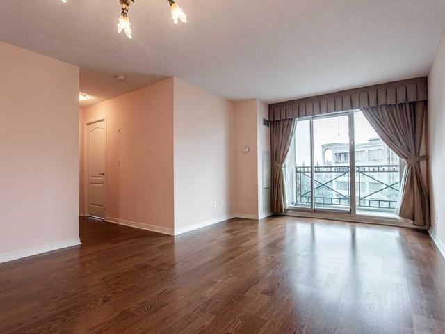 509 - 205 The Donway W, Condo with 2 bedrooms, 2 bathrooms and 1 parking in Toronto ON | Image 13