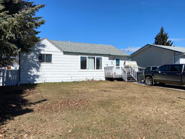 712 3 Avenue Nw, House detached with 3 bedrooms, 1 bathrooms and 2 parking in Slave Lake AB | Image 1