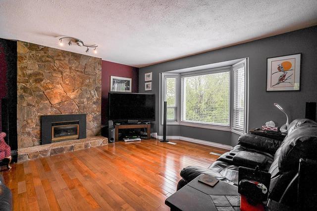 26515 28 Avenue, House detached with 3 bedrooms, 3 bathrooms and 3 parking in Langley BC | Image 2