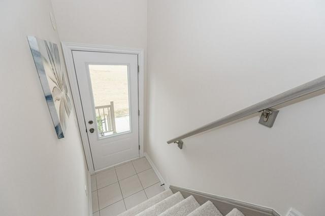 277 Law Dr, Townhouse with 2 bedrooms, 3 bathrooms and 2 parking in Guelph ON | Image 28