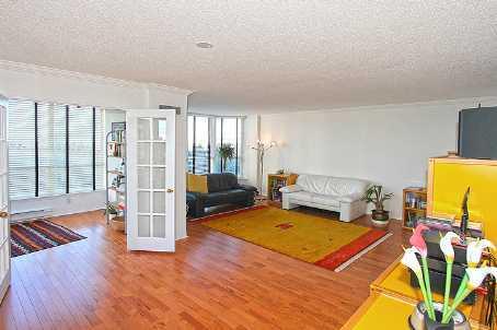 404 - 20 Guildwood Pkwy, Condo with 2 bedrooms, 2 bathrooms and 1 parking in Toronto ON | Image 2