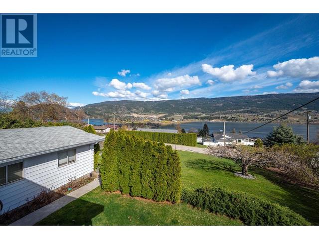 15562 Old Mission Road, House detached with 3 bedrooms, 2 bathrooms and 5 parking in Lake Country BC | Image 46