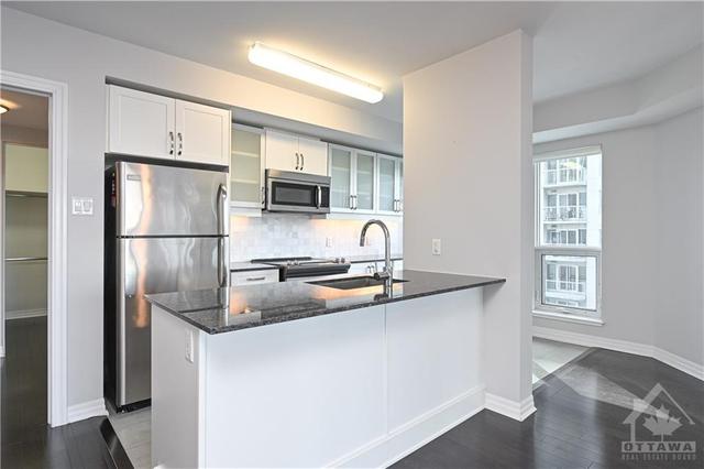 601 - 242 Rideau Street, Condo with 2 bedrooms, 2 bathrooms and 1 parking in Ottawa ON | Image 10