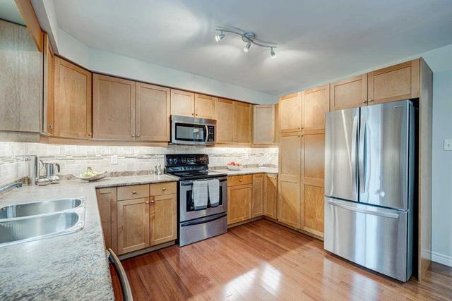 976 Kimball Cres, House detached with 3 bedrooms, 2 bathrooms and 4 parking in London ON | Image 3