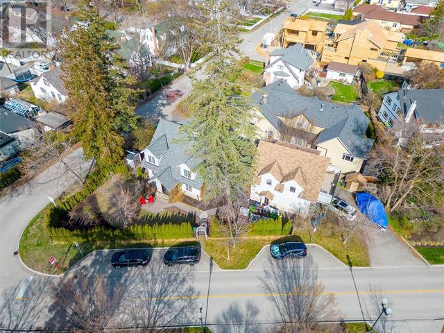 1907 Abbott Street, House detached with 5 bedrooms, 4 bathrooms and 6 parking in Kelowna BC | Image 43