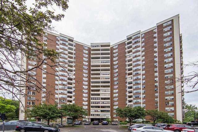 216 - 60 Pavane Linkway, Condo with 3 bedrooms, 2 bathrooms and 1 parking in Toronto ON | Image 1