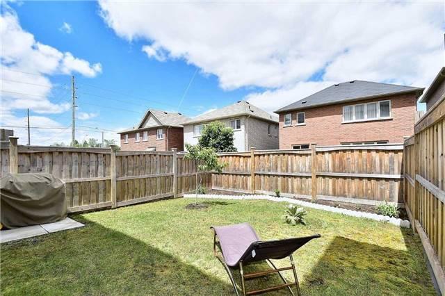 81 Stoyell Dr, House attached with 3 bedrooms, 4 bathrooms and 2 parking in Richmond Hill ON | Image 20