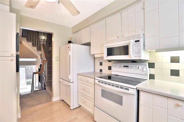 41 - 4230 Fieldgate Dr, Townhouse with 3 bedrooms, 3 bathrooms and 1 parking in Mississauga ON | Image 9