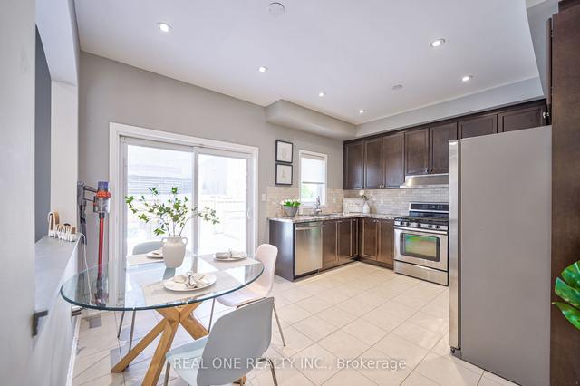 4770 Deforest Cres, House detached with 3 bedrooms, 4 bathrooms and 4 parking in Burlington ON | Image 2