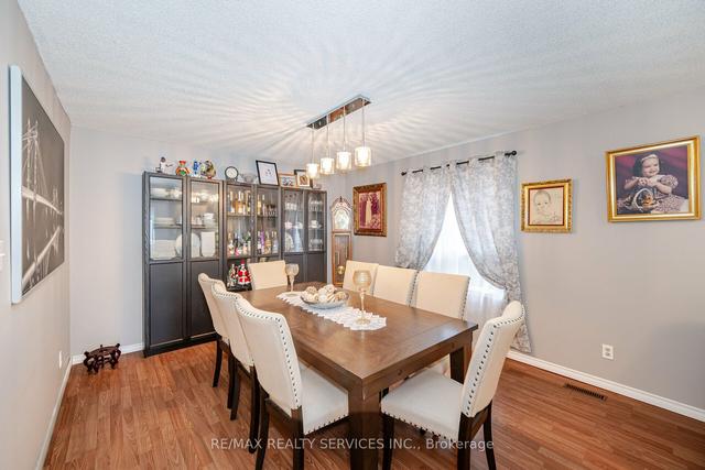 41 Donna Dr, House detached with 4 bedrooms, 4 bathrooms and 4 parking in Brampton ON | Image 37