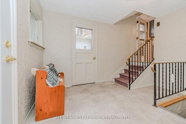2 Margaret St, House detached with 2 bedrooms, 1 bathrooms and 2 parking in Guelph ON | Image 13