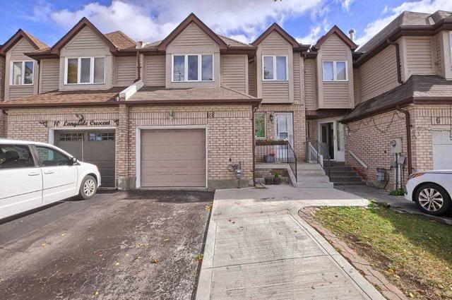 8 Langdale Cres, House attached with 3 bedrooms, 4 bathrooms and 4 parking in Brampton ON | Image 12