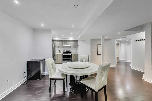 2 Crew Cres, House detached with 4 bedrooms, 4 bathrooms and 8 parking in Vaughan ON | Image 25