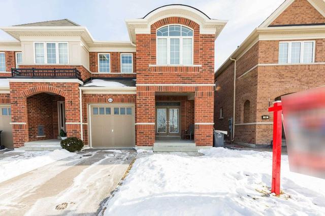 64 Sussexvale Dr, House attached with 3 bedrooms, 3 bathrooms and 3 parking in Brampton ON | Image 1