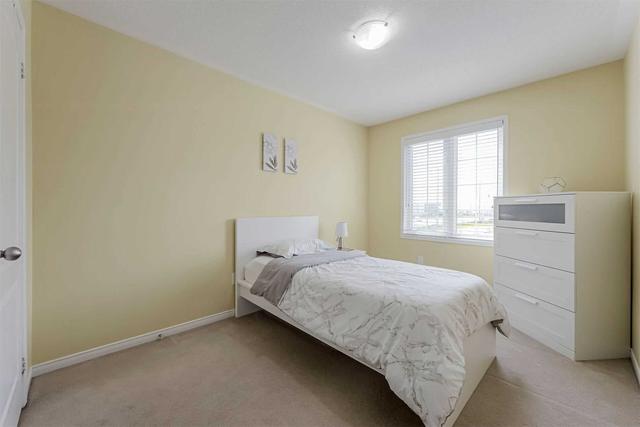 44 Napoleon Cres, House attached with 3 bedrooms, 3 bathrooms and 4 parking in Brampton ON | Image 22