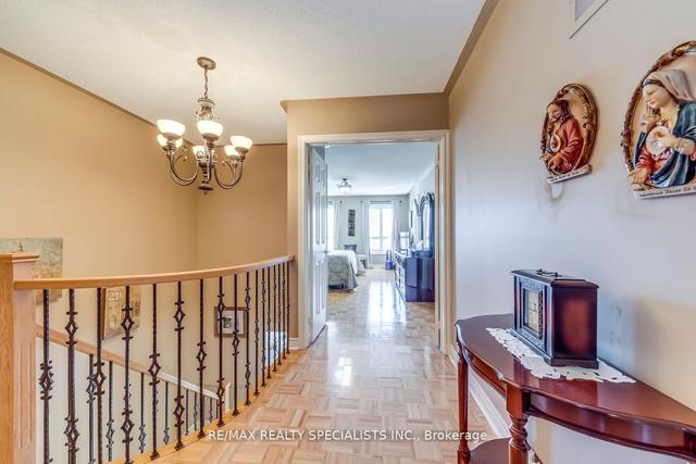 59 Lawren Harris Cres, House detached with 4 bedrooms, 4 bathrooms and 6 parking in Caledon ON | Image 11