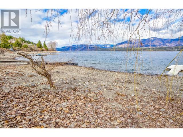 3580 Eagle Bay Road, House detached with 3 bedrooms, 2 bathrooms and null parking in Columbia Shuswap C BC | Image 5
