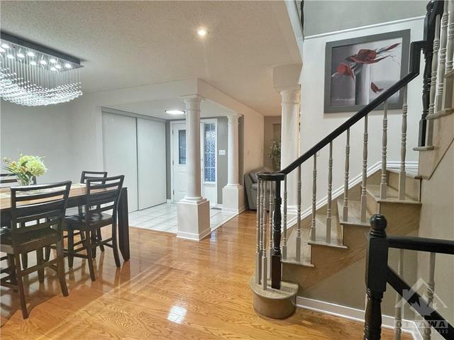 102 Craig Henry Drive, House detached with 4 bedrooms, 3 bathrooms and 4 parking in Ottawa ON | Image 13