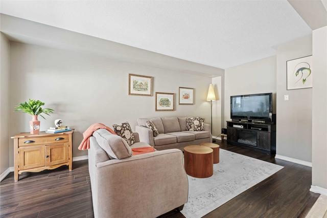 24 Peartree Crt, House attached with 3 bedrooms, 3 bathrooms and 2 parking in Barrie ON | Image 14