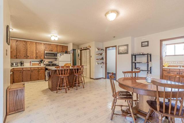 536 4 Street, House detached with 3 bedrooms, 1 bathrooms and 5 parking in Cypress County AB | Image 13