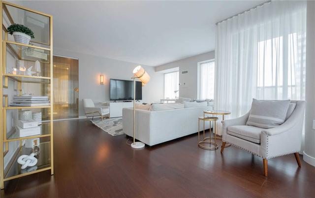2008 - 85 Bloor St E, Condo with 2 bedrooms, 2 bathrooms and 1 parking in Toronto ON | Image 12