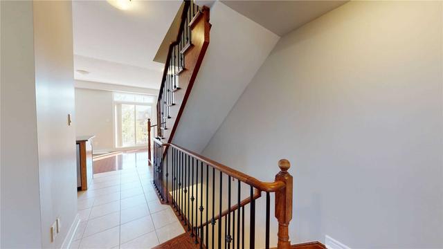 3 - 5725 Tosca Dr, Townhouse with 4 bedrooms, 4 bathrooms and 2 parking in Mississauga ON | Image 10