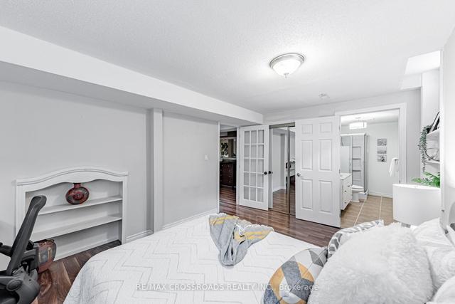 80 Bowler St, House attached with 3 bedrooms, 4 bathrooms and 2 parking in Aurora ON | Image 22