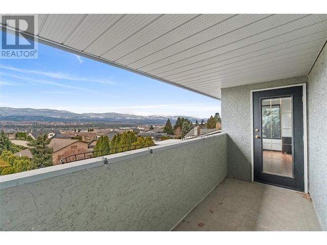 988 Monashee Place, House detached with 6 bedrooms, 3 bathrooms and 4 parking in Kelowna BC | Image 21