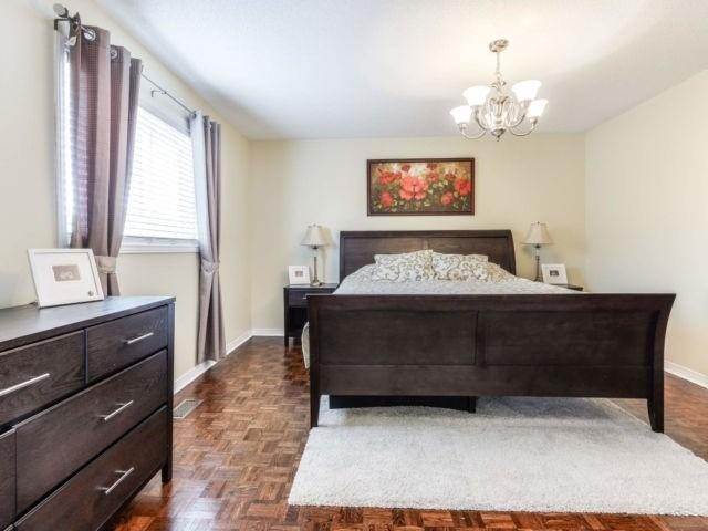 3243 Ridgeleigh Hts, House attached with 3 bedrooms, 4 bathrooms and 1 parking in Mississauga ON | Image 15