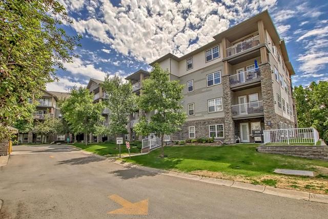 308 - 1414 17 Street Se, Condo with 2 bedrooms, 2 bathrooms and 1 parking in Calgary AB | Image 1