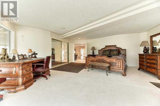 235006 Range Road 242, House detached with 3 bedrooms, 3 bathrooms and 10 parking in Wheatland County AB | Image 24