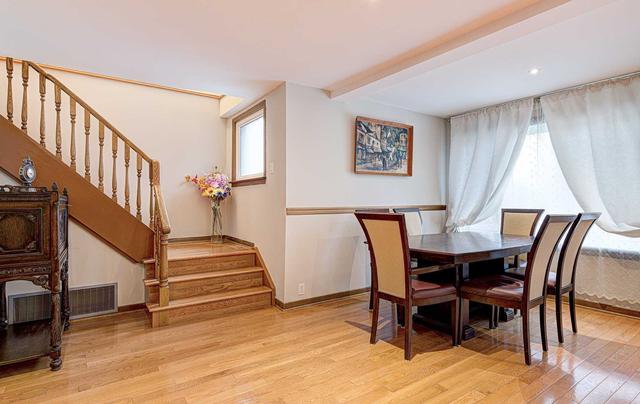 196 Lake Promenade, House detached with 3 bedrooms, 3 bathrooms and 2 parking in Toronto ON | Image 31