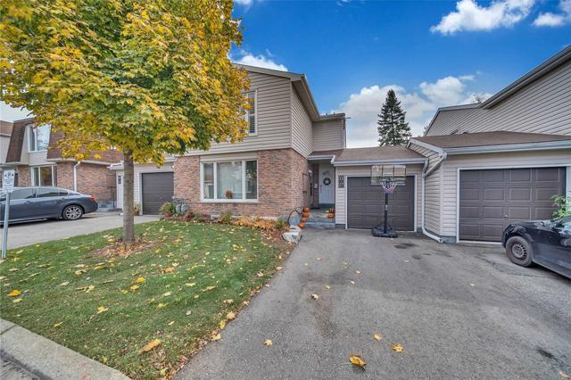 15 - 169 Elm Ridge Dr, Townhouse with 3 bedrooms, 2 bathrooms and 2 parking in Kitchener ON | Card Image