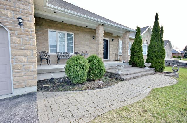 39 Vanderpost Cres, House detached with 4 bedrooms, 3 bathrooms and 16 parking in Essa ON | Image 23